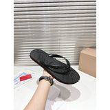 Louboutin-style red bottom shoes european station cl men's shoes red bottom rivets non-slipflats flat heel flip-flops beach flip-flops outdoor casualcouple