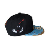Trendy flat brimmed hat treasure finger notch visor