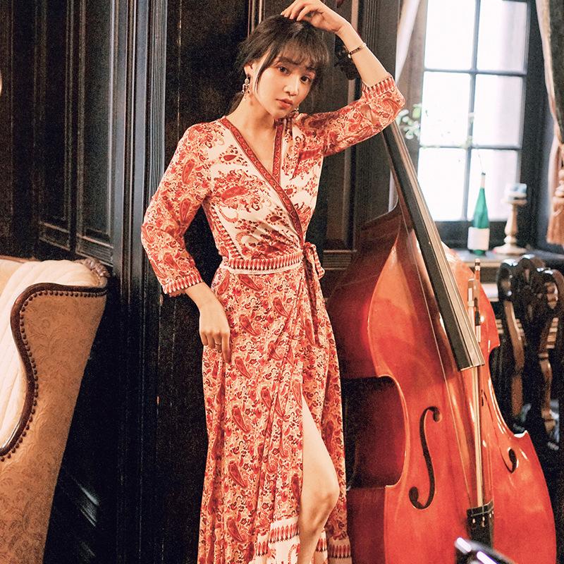 Bohemian V-neck Printed Dress Long Sleeve Floral  Bohemia Retro Vintage Cottagecore Aesthetic Flowy Victoria Cottage Core Boho Dress