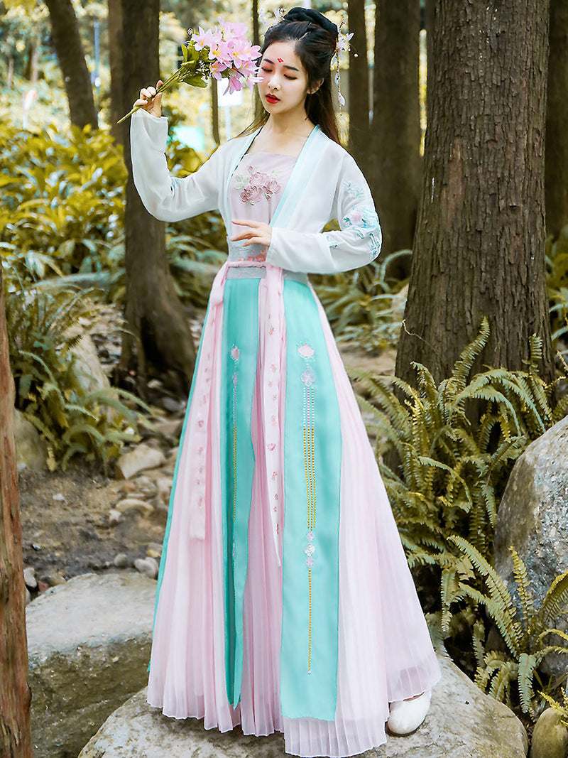 Chinese Traditional Dress Waist-High Ruqun Embroidered Large Dress
