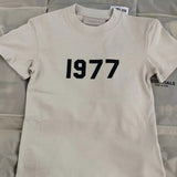 Fear of God Essentials Kids 1977 T-Shirt Shorts 1977 Flocking Printed Loose T-shirt