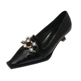 Finn Chain Pointed Toe Mule Crocodile Pattern Patent Leather Muller Pumps Rhinestone Metal Buckle Autumn Stiletto Square Head Kitten Heels Women