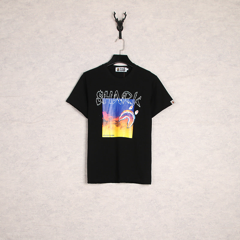 WGM Closing Shark Graffiti Dusk Printed Men's and Women's Short-Sleeved T-shirt