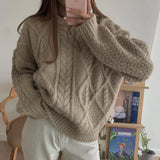 90S Outfits Winter Ins Warm Retro Twist Outer Wear round Neck Loose Pullover Knitted Sweater