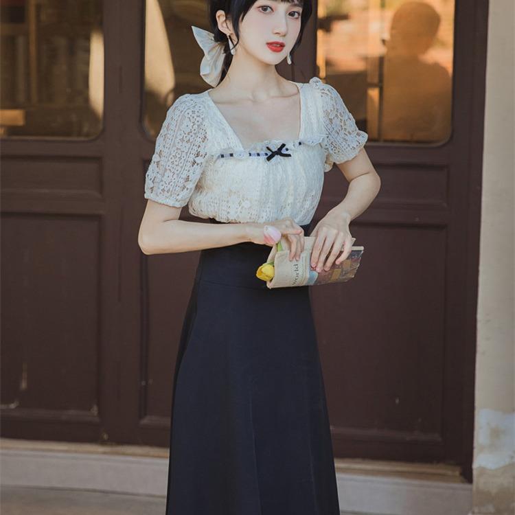 Women's Cottagecore Dress Retro Square Collar Lace Top Lace-up Skirt Fashionable Suit Dress