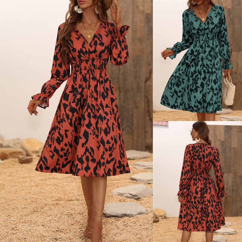 Nina Parker Graffiti Dress Printed Waist-Controlled Long Sleeve Dress
