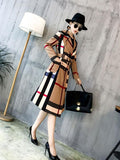 Frauen Farbblock Plaid Trenchcoat mit Gürtel Kontrast Trench Vintage inspiriert Mantel Staubtuch Mantel